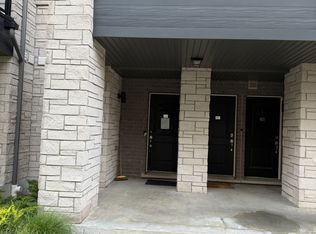 9470 The Gore Rd #101, Brampton, ON L6P4P9