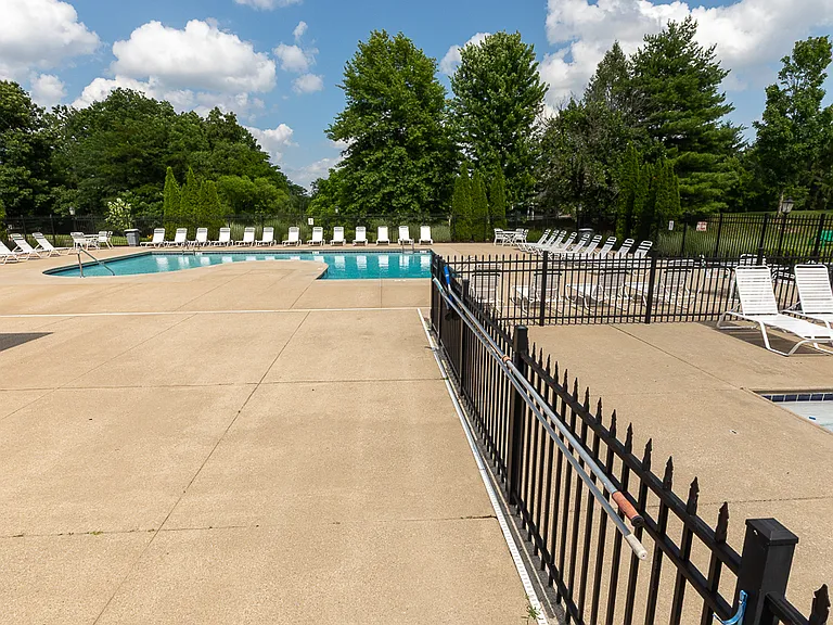 2059 Arbor Springs Blvd — Photo 39