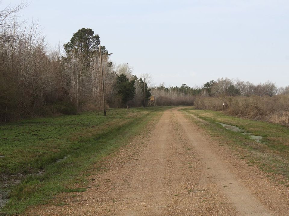 1st image of 954 Jones Landing Rd