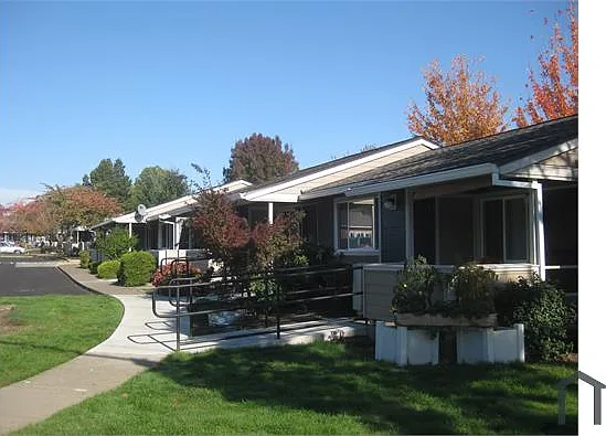21754 SW Sherwood Blvd — Photo 10