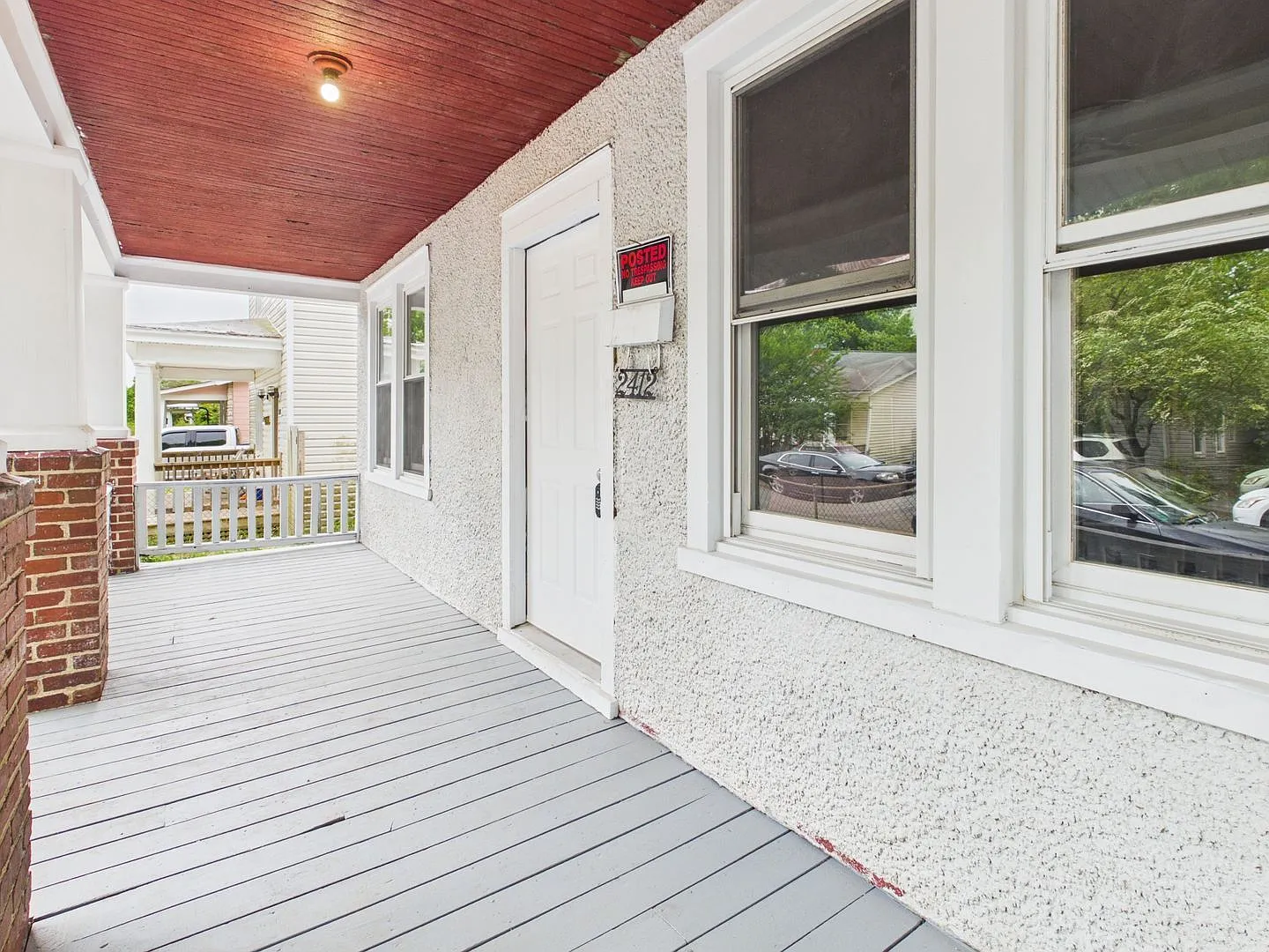 3 bed, 1.0 bath, 1222 sqft, $1,400 — Photo 2