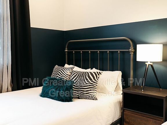 2nd image of 11 N Hill St #A