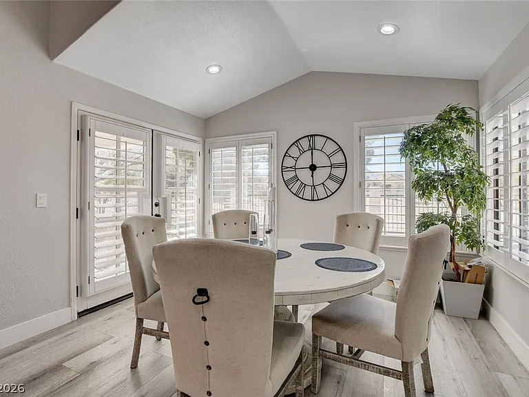 5429 Painted Sunrise Dr — Photo 24