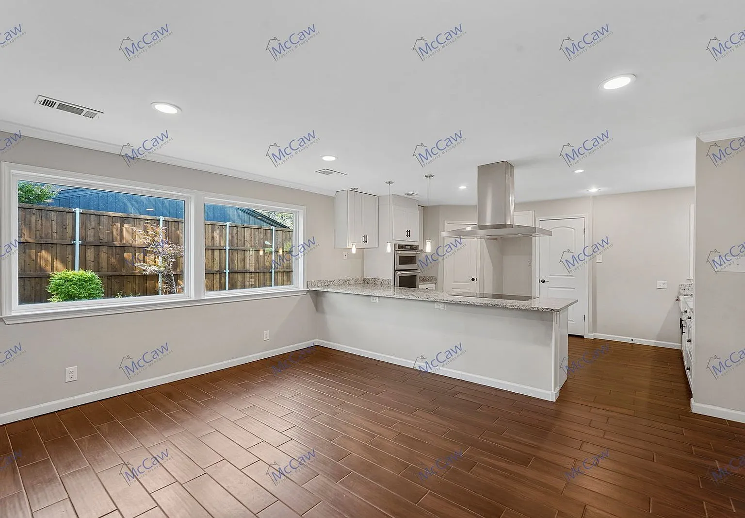 3 bed, 2.0 bath, 2229 sqft, $3,450 — Photo 4