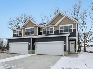 3177 Drumlin Ridge Drive, Cottage Grove, WI 53527