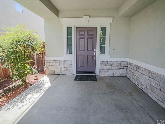 4th image of 25859 Shoreline St
