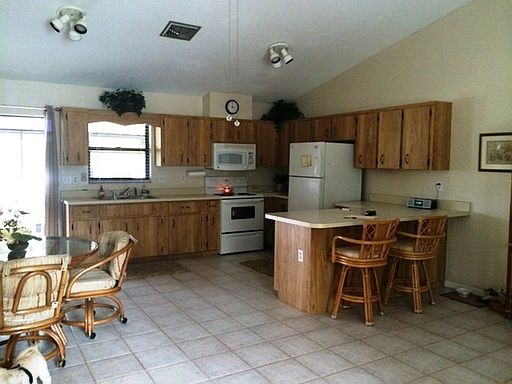 3rd image of 9448 Anita Ave APT B