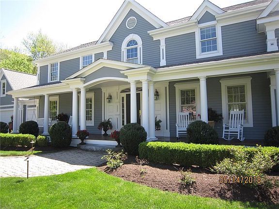 2nd image of 6 Brushwood Dr
