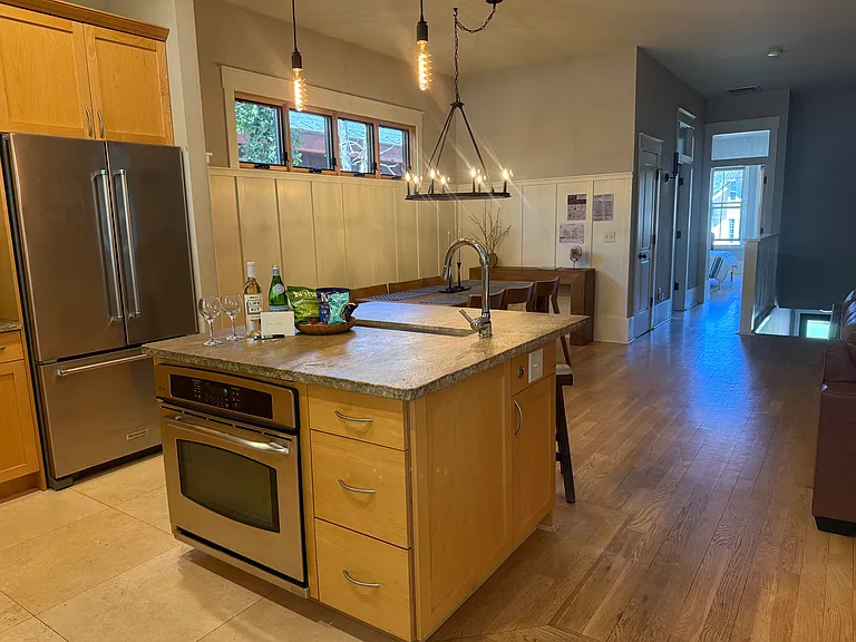 10049 SE River St — Photo 20