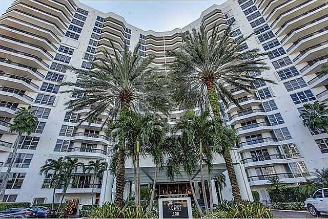 1st image of 3600 Mystic Pt Dr #I608