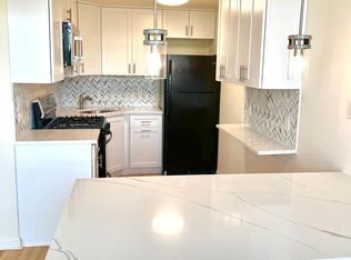 9 Park Ave #2B, Rutherford, NJ 07070