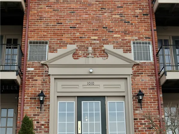 1010 Margarite Dr APT C, Pittsburgh, PA 15216