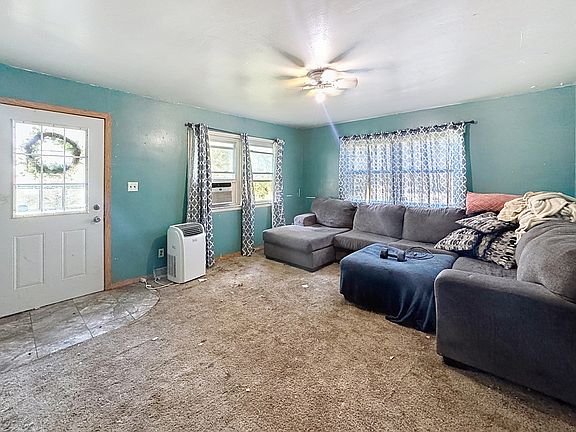4th image of 17368 214th St