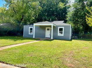 1015 Fairway Dr NW, Huntsville, AL 35816