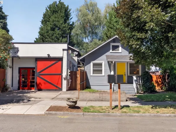 2817 NE Weidler St, Portland, OR 97232