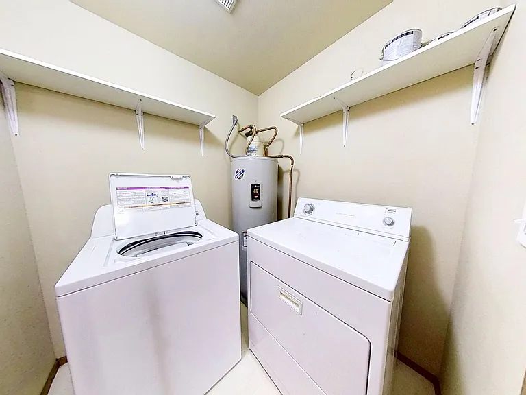 Heather Ridge, 2 Bedrooms, 1 Bathroom Apartments for Rent! — Photo 25