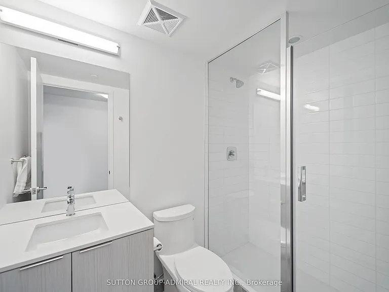 158 Front St E #812 — Photo 3
