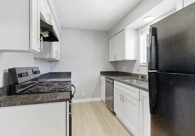 6625 N Standard St — Photo 11