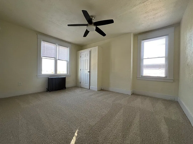 410 Parkwood Rd — Photo 27