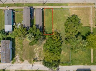 3909 Winnie St, Galveston, TX 77550