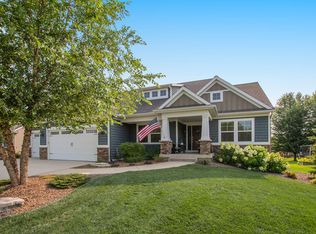 8164 Midpark Dr, Jenison, MI 49428