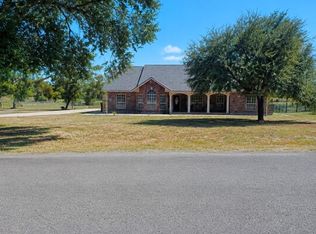 108 Deer Ridge Dr, La Vernia, TX 78121