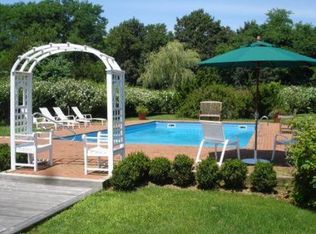 834 David Whites Ln, Southampton, NY 11968