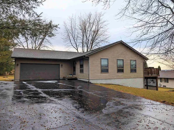 176 Lake Summerset Rd, Davis, IL 61019