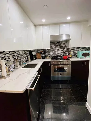 Rented by E Realty International Corp | media 17