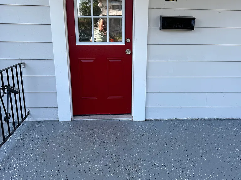 520 W Wheeling St — Photo 2