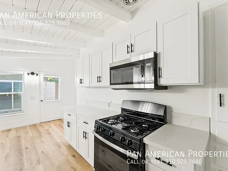 145 W Mayfair Ave — Photo 12