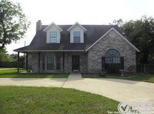 419 Crownhill Dr, Pleasanton, TX 78064