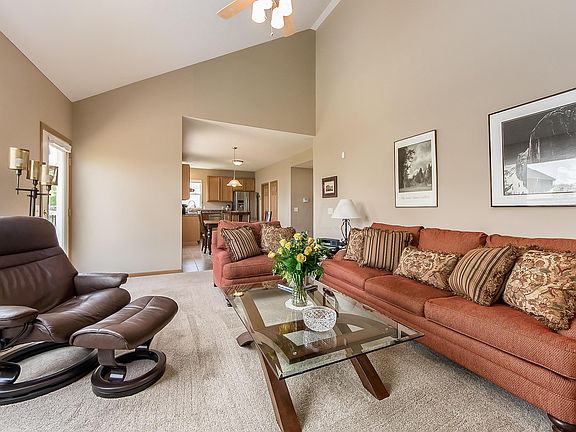 5th image of 149 White Elm Dr