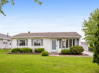 19644 Beechnut Dr, Mokena, IL 60448