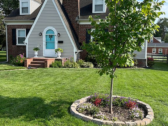 2nd image of 2403 Williamsburg Rd