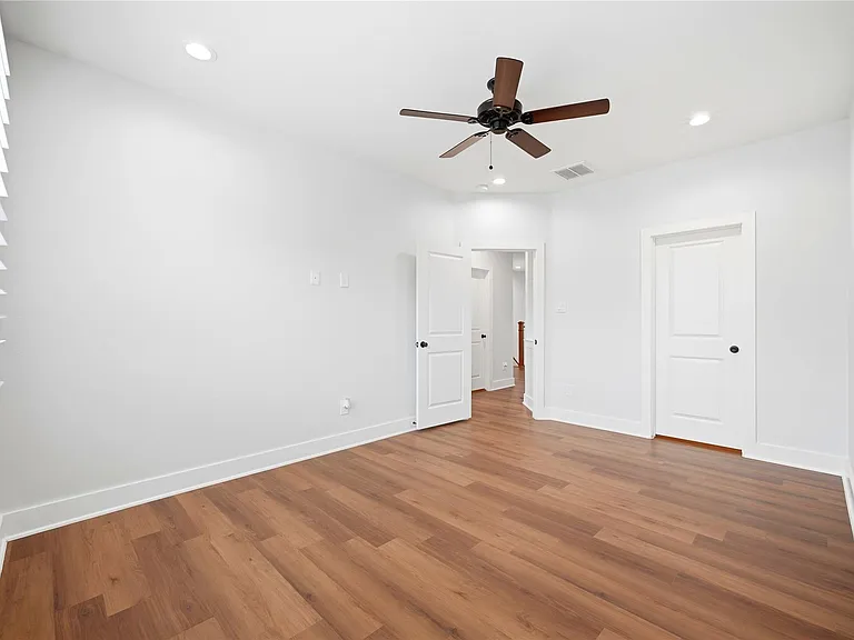 2125 Paul Quinn St — Photo 27