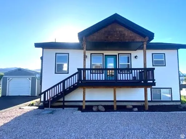 609 S Stump Hollow Rd, Garden City, UT 84028