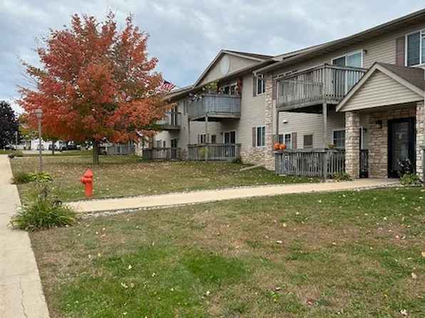 Crown Apartments, 2850 59th St NW APT 204, Rochester, MN 55901