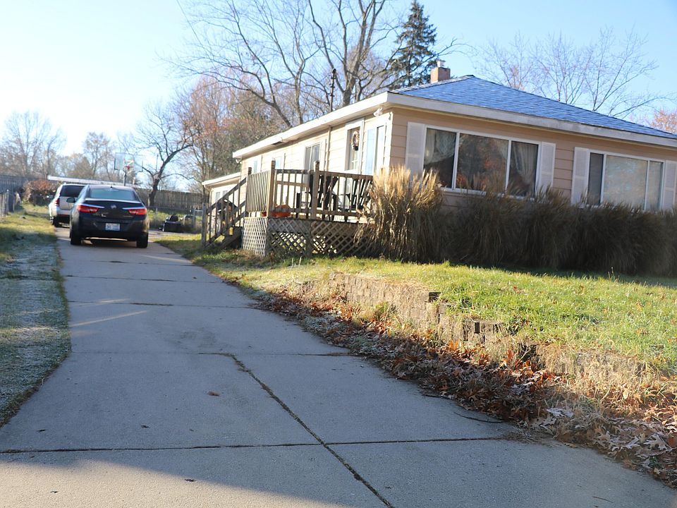 1st image of 2054 Elmer Dr NE