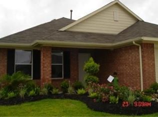 14203 Willow Mountain Ln, Houston, TX 77047