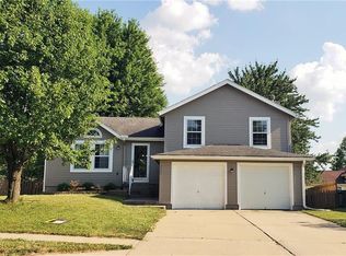 225 NW 112th Ter, Kansas City, MO 64155
