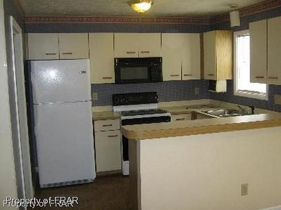 3rd image of 1000 Wood Creek Dr APT 1