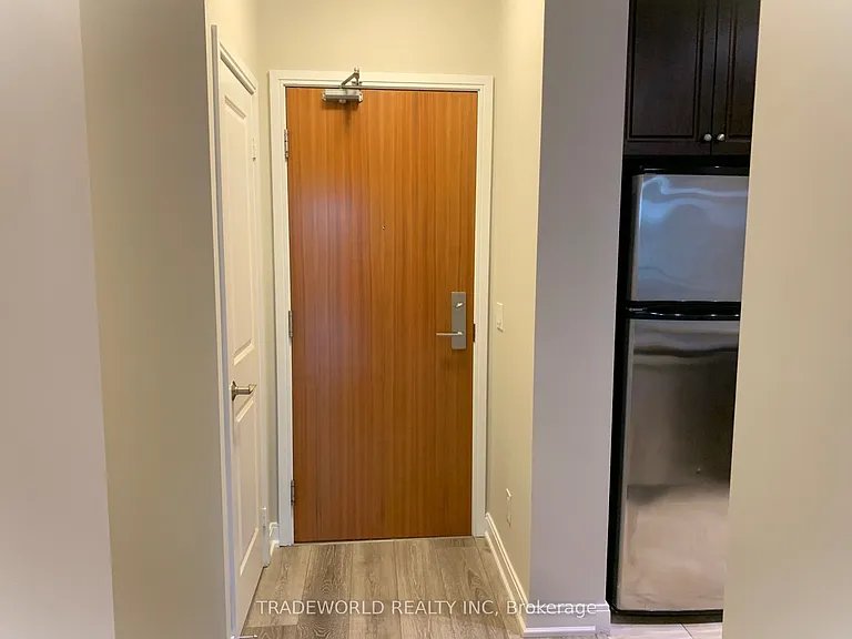 88 Broadway Ave #306 — Photo 14