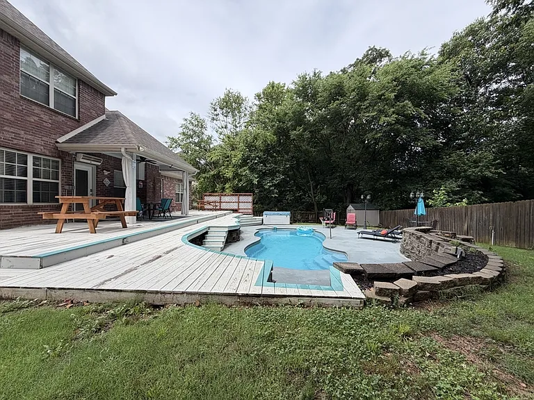 2234 Tall Tree Ln — Photo 40