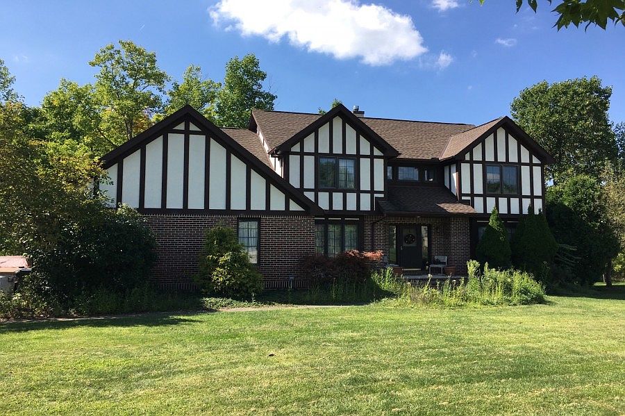 1st image of 10964 Huntington Close