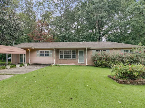 6994 Debbie Ln, Lithia Springs, GA 30122