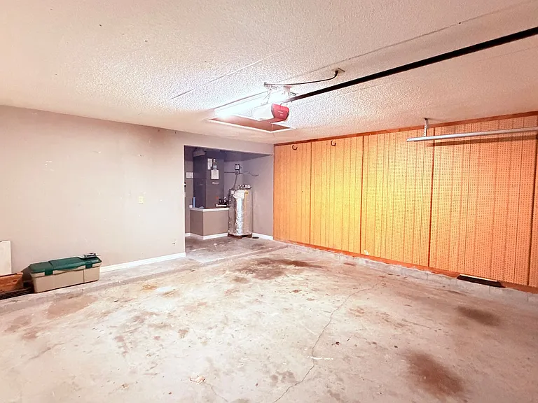 2850 Bolton Bnd — Photo 35