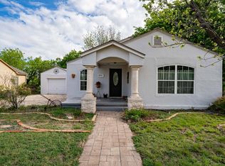 1004 N 7th St, Ballinger, TX 76821