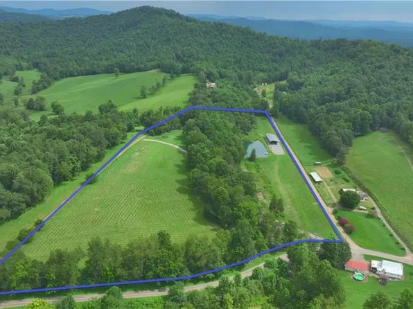 2558 Old Highway 60, Purlear, NC 28665