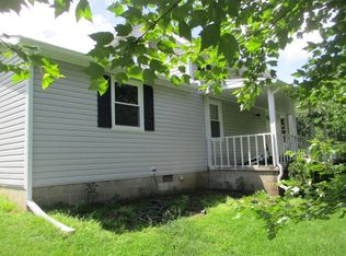 869 Happy Hollow Rd, Chillicothe, OH 45601